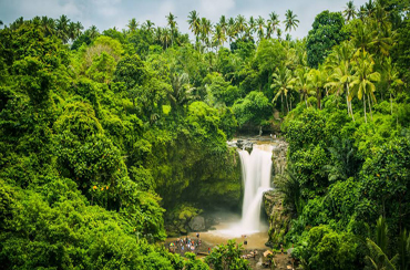 Tegenungan Waterfall